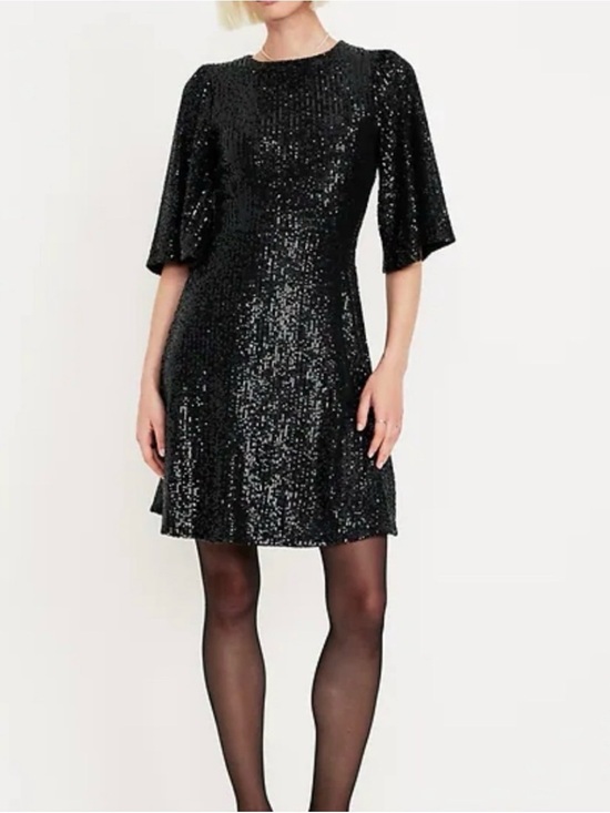 Old Navy Dresses & Skirts - NWT Old Navy Black Sequin Short Sleeve Party Dress